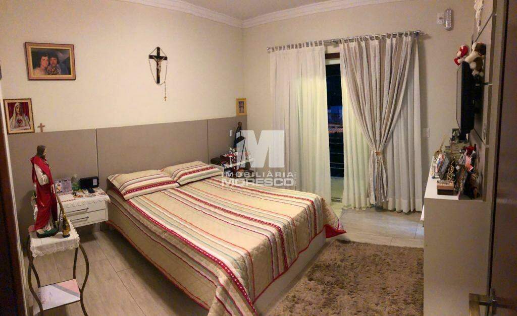 Casa à venda no bairro Imigrantes: 